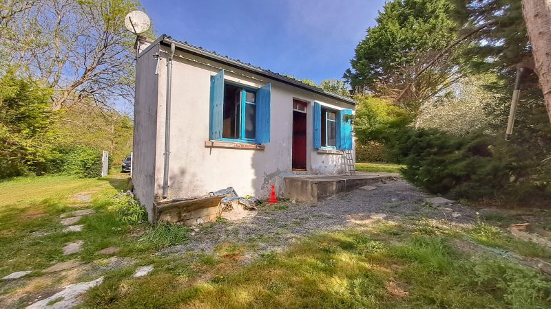 A vendre à Moëlan, maisonnette à rénover 30m2, 2 pièces