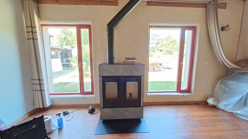 Installation d'un poêle dual (bois et granulés)